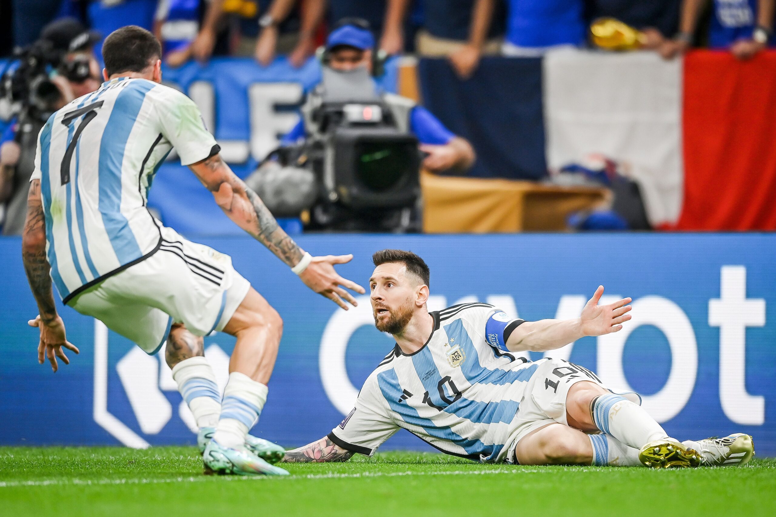 Argentina wins 4 - 2 on penalties against France