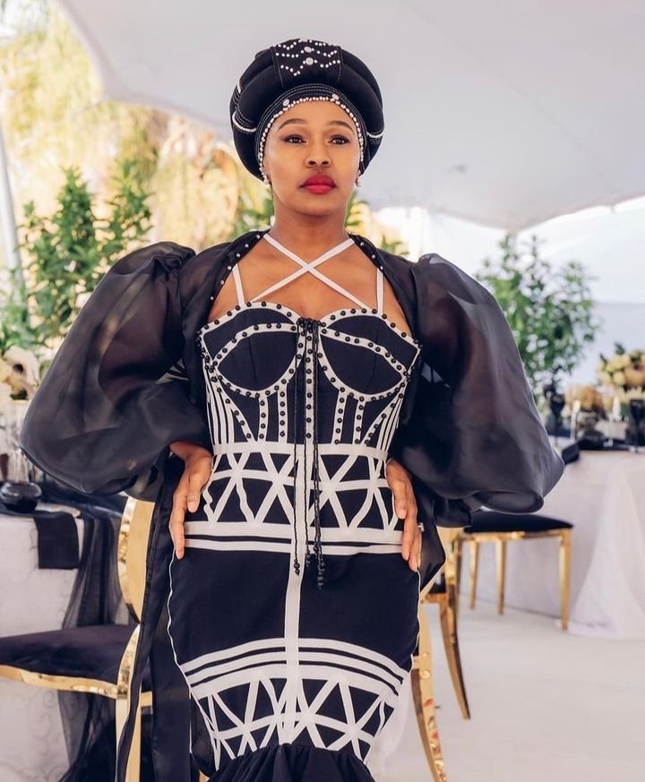 Sindi Dlathu
