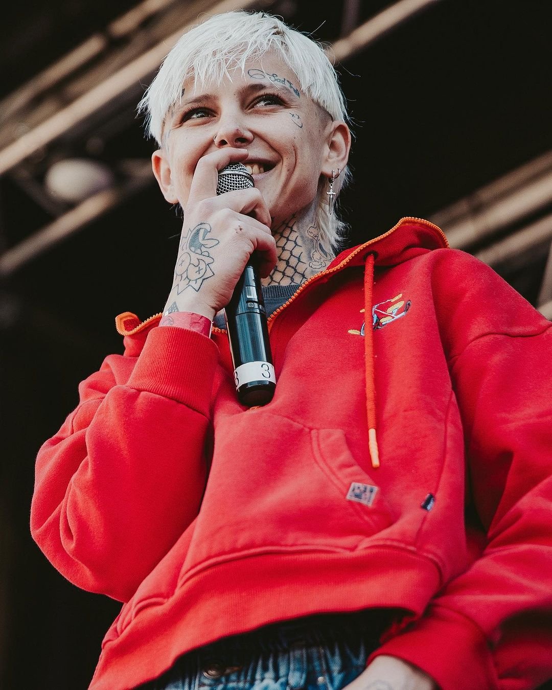 Angie Oeh 