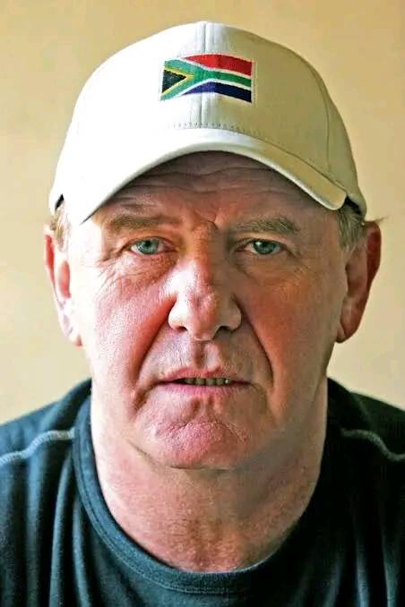 Leon Schuster