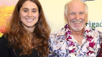 Jimmy Buffett and daughter