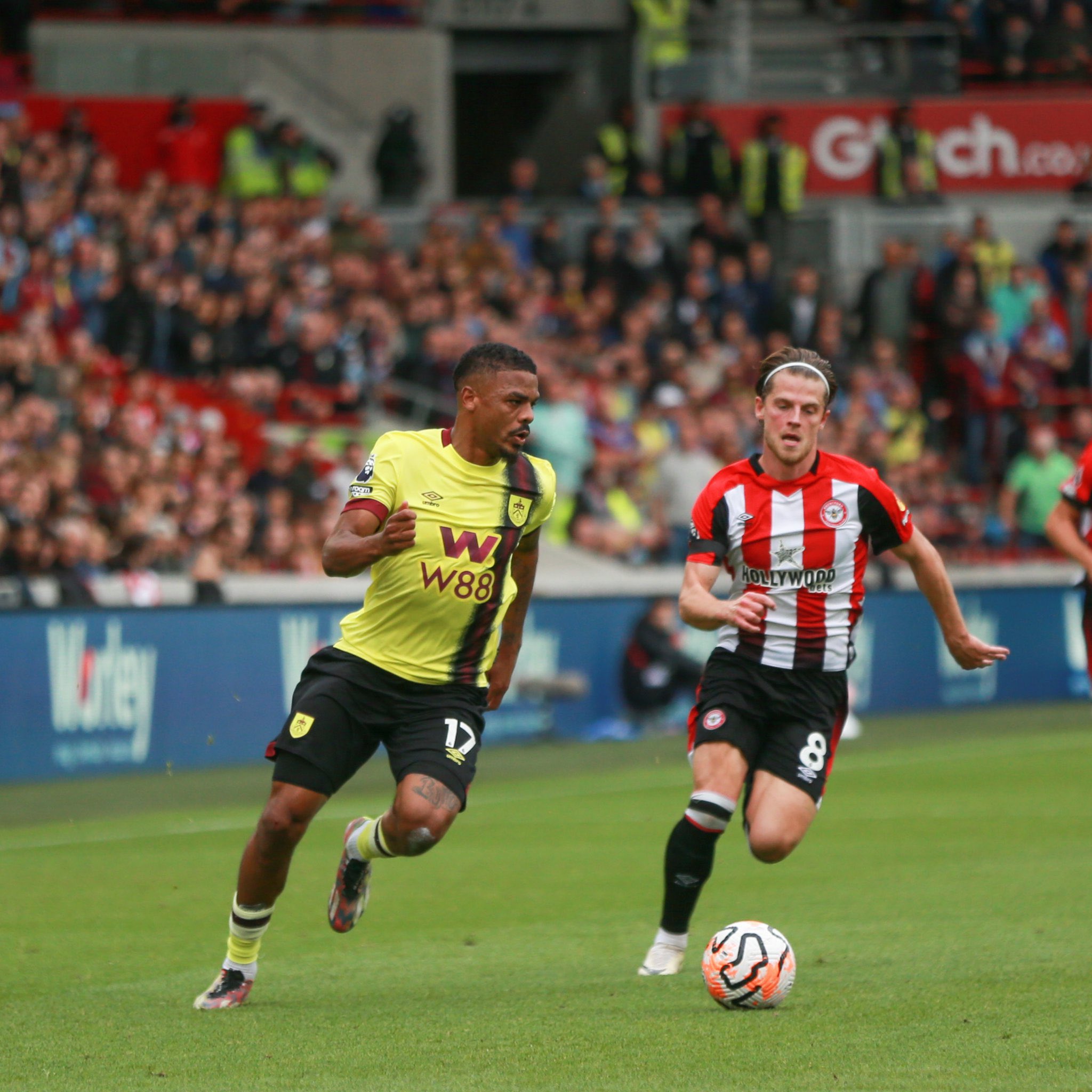 Brentford 3 -0 Burnley