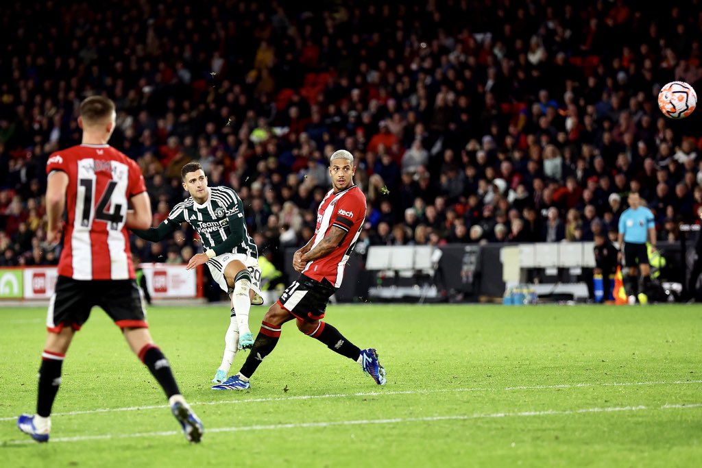 Sheffield United 1- 2 Manchester United