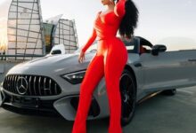 Mihlali Ndamase shows off her new Mercedes Benz worth over R3.5 million