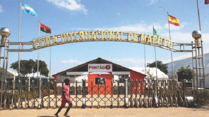 Zimbabwe firms seek new deals at Mozambique trade fair