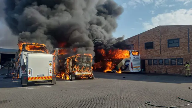 trailer gutted in Boksburg in fire