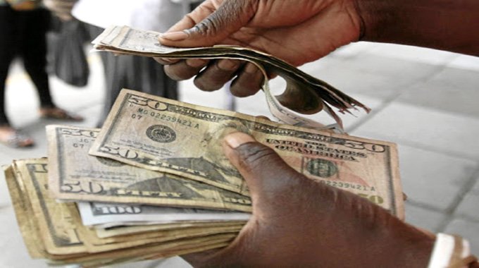 Cash Stolen from Greendale Man’s Car in Avondale